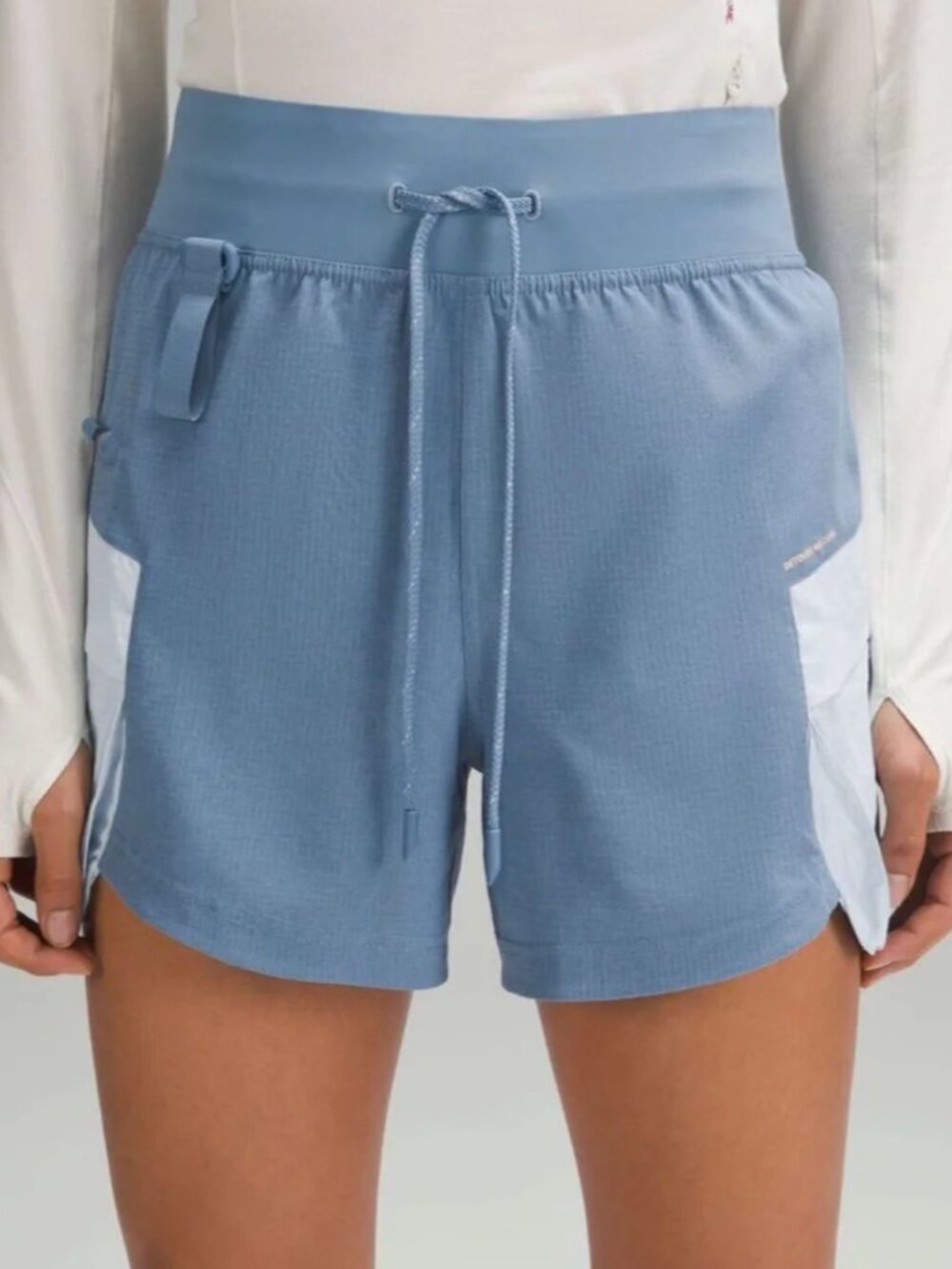 Lululemon WovenAir High-Rise Hiking Short 4"